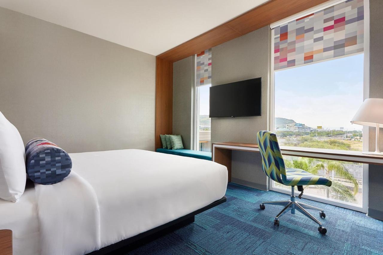 Hotel Aloft Queretaro El Salitre Zewnętrze zdjęcie